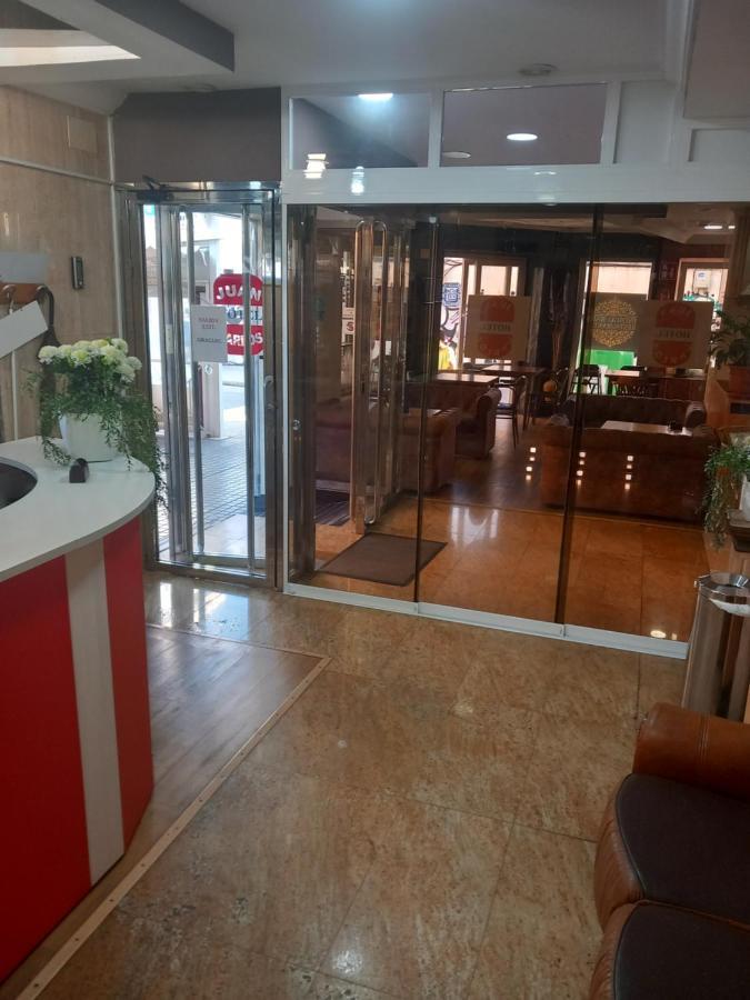 Hotel Juan Carlos تورّيفيِخا المظهر الخارجي الصورة