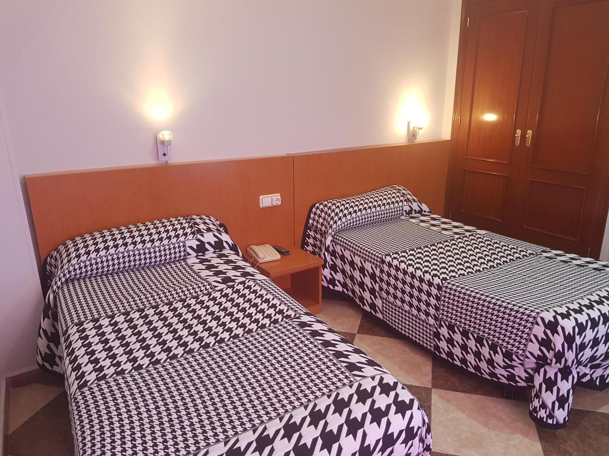 Hotel Juan Carlos تورّيفيِخا المظهر الخارجي الصورة